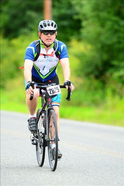 Will Treinen on the Seattle to Portland (STP) bicycle route in 2017, shortly before his cardiac arrest. (Photo courtesy of Will Treinen)